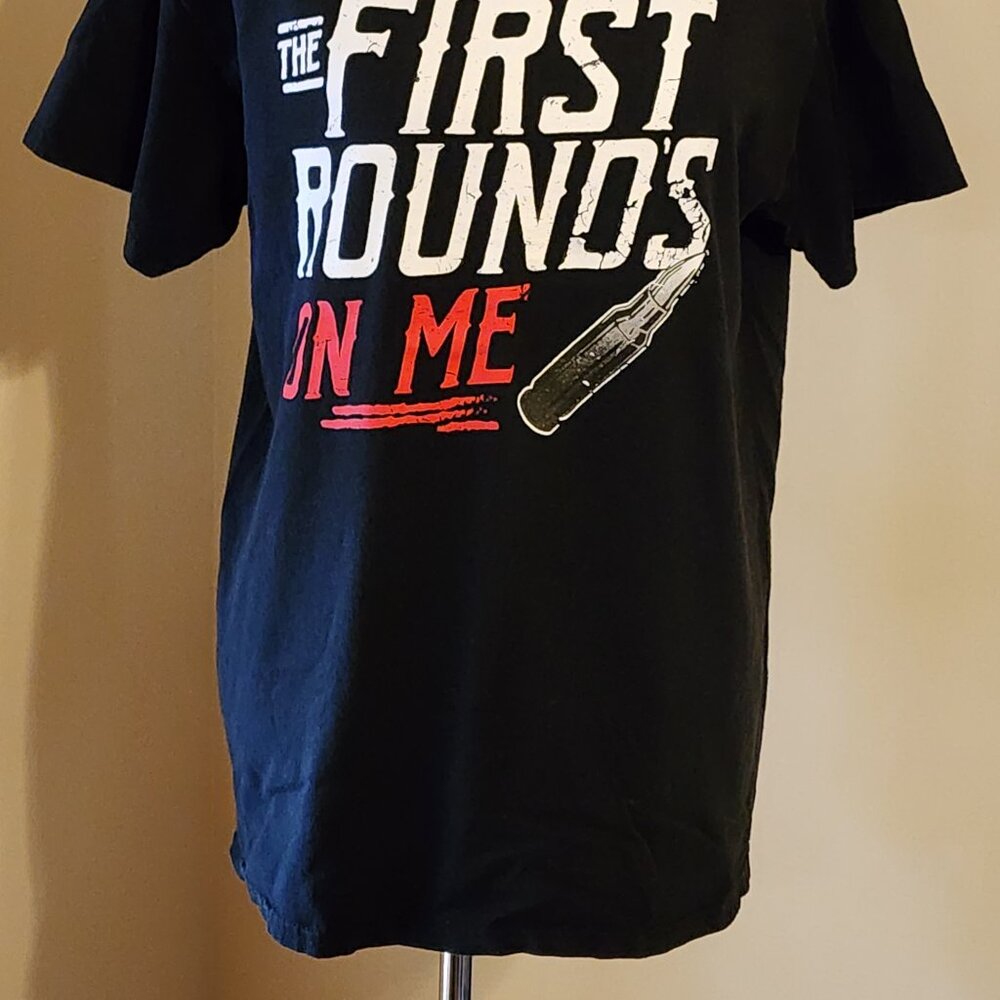 T-Shirt Break Into My House The First Rounds On Me 2nd Amendment Size L  Unisex - Picture 2 of 8